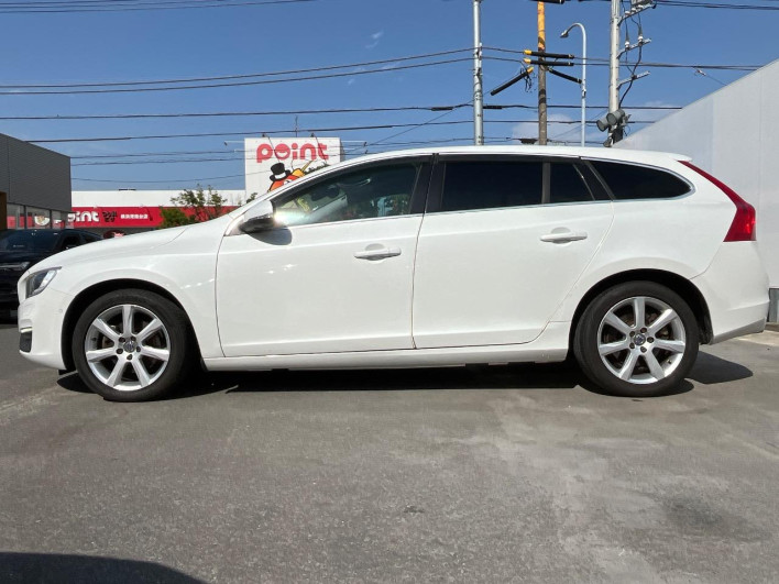2018 Volvo V60 LDA-FD4204T (UW-6a1a56062f9cc)[7]