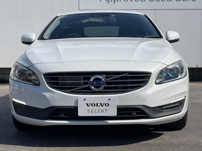 2018 Volvo V60 LDA-FD4204T (UW-6a1a56062f9cc)[4]