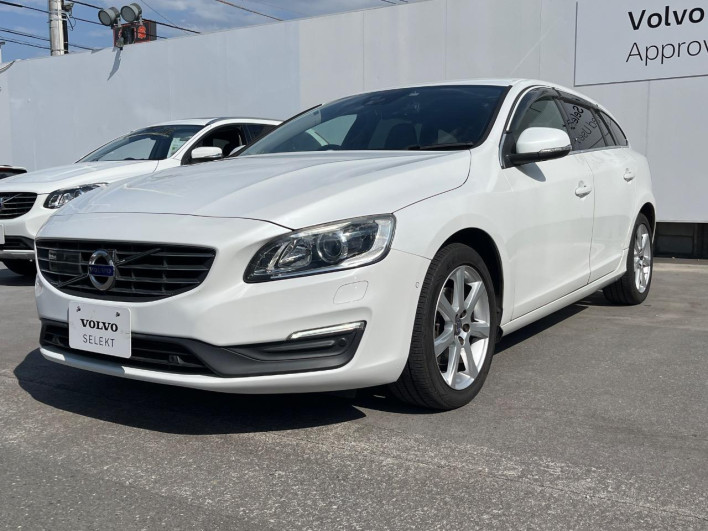 2018 Volvo V60 LDA-FD4204T (UW-6a1a56062f9cc)[5]
