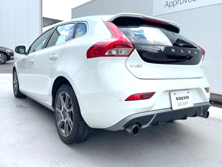 2015 Volvo V40 DBA-MB4164T (UW-6a1a56068fac9)[8]