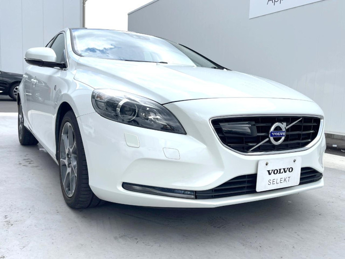 2015 Volvo V40 DBA-MB4164T (UW-6a1a56068fac9)[15]