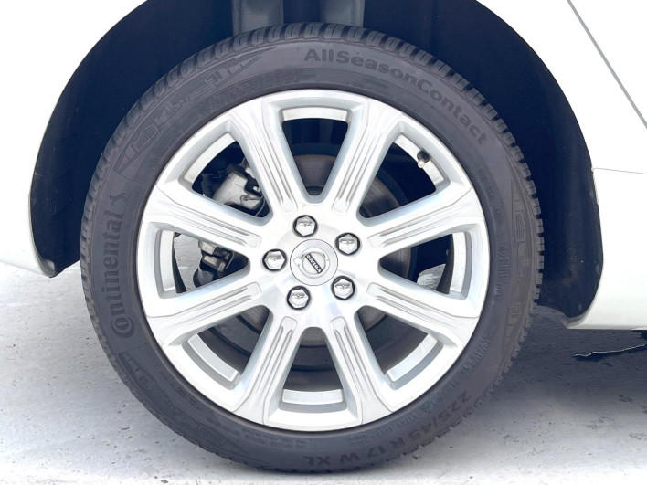 2019 Volvo V40 LDA-MD4204T (UW-6a1a56079d811)[12]