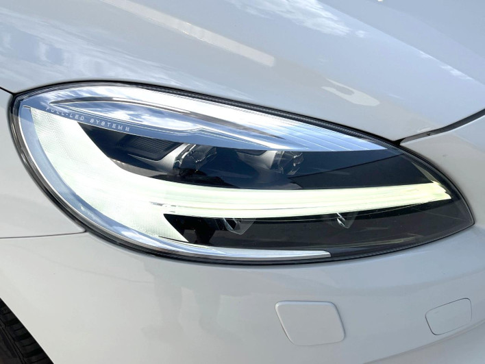 2019 Volvo V40 LDA-MD4204T (UW-6a1a56079d811)[23]