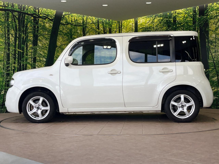 2017 Nissan Cube DBA-Z12 (UW-6a1a560c6c63a)[11]
