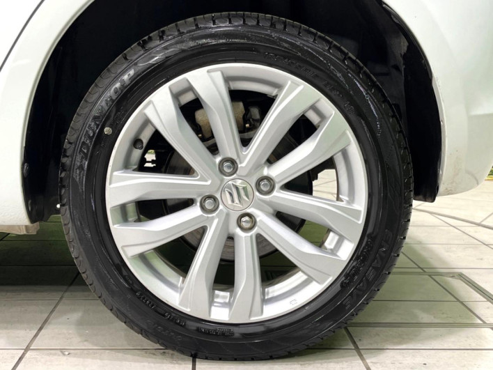 2016 Suzuki Swift DBA-ZD72S (UW-6a1a56107f58b)[13]