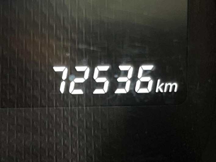 2016 Suzuki Swift DBA-ZD72S (UW-6a1a56107f58b)[2]