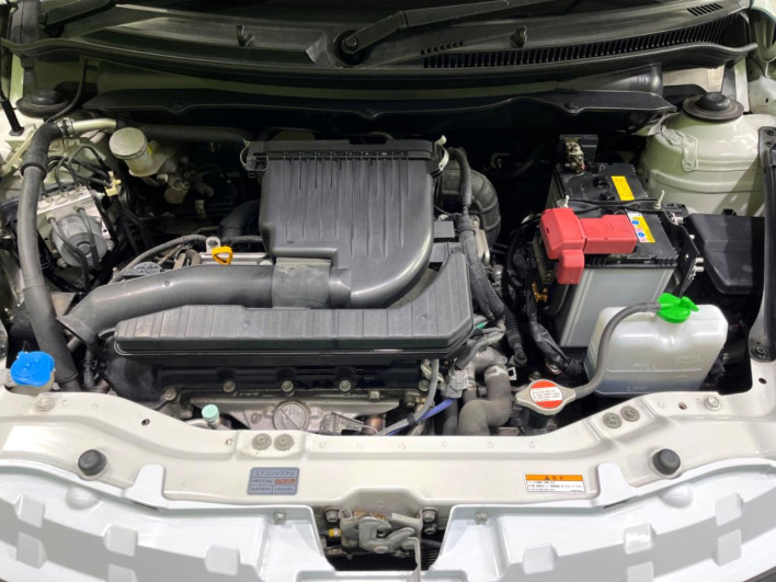 2016 Suzuki Swift DBA-ZD72S (UW-6a1a56107f58b)[4]