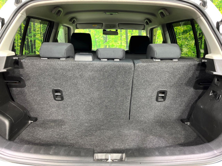 2016 Suzuki Swift DBA-ZD72S (UW-6a1a56107f58b)[5]