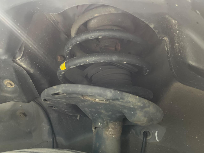 2009 Toyota Voxy DBA-ZRR70W (UW-6a1a5613bc45c)[25]