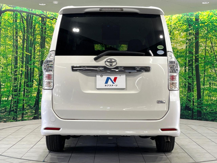 2012 Toyota Voxy DBA-ZRR70W (UW-6a1a5613ebe8b)[9]