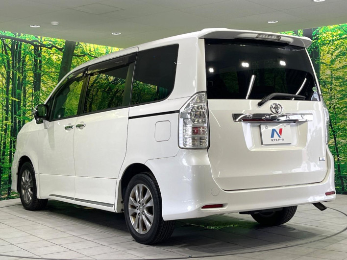 2012 Toyota Voxy DBA-ZRR70W (UW-6a1a5613ebe8b)[8]