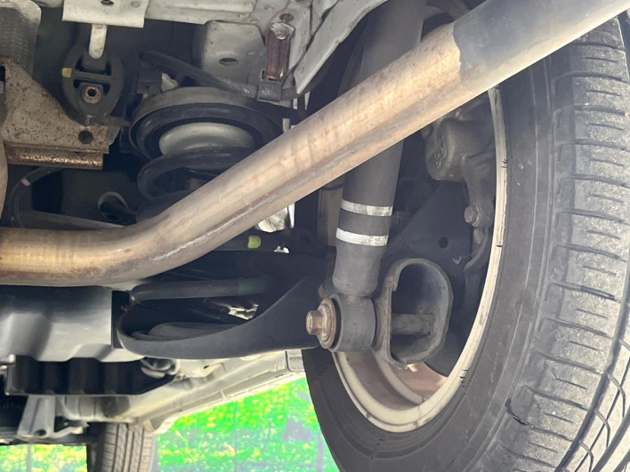 2012 Toyota Voxy DBA-ZRR70W (UW-6a1a5613ebe8b)[16]