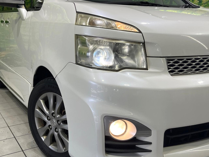 2012 Toyota Voxy DBA-ZRR70W (UW-6a1a5613ebe8b)[22]