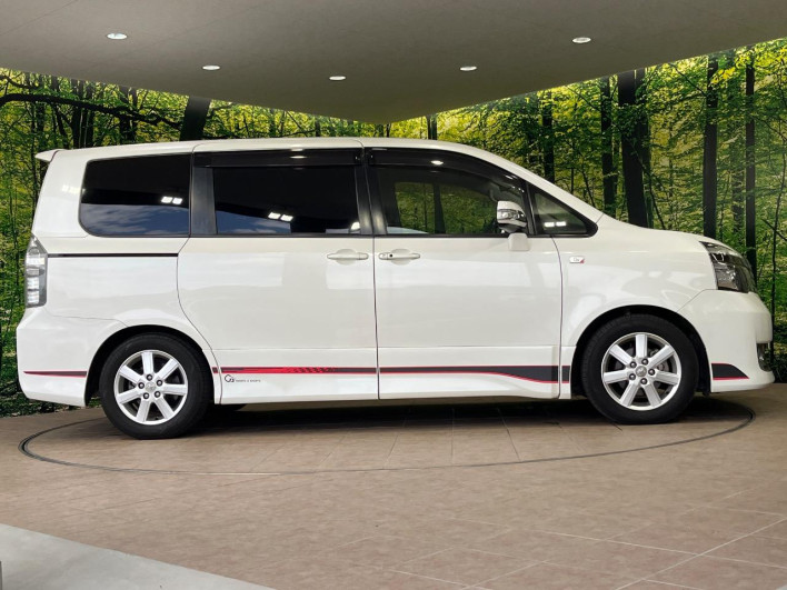 2013 Toyota Voxy DBA-ZRR70W (UW-6a1a5614531f4)[7]
