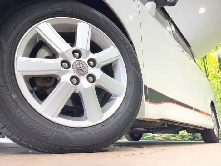 2013 Toyota Voxy DBA-ZRR70W (UW-6a1a5614531f4)[13]