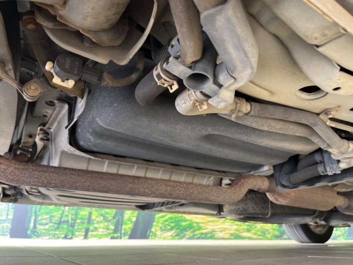 2013 Toyota Voxy DBA-ZRR70W (UW-6a1a5614531f4)[24]