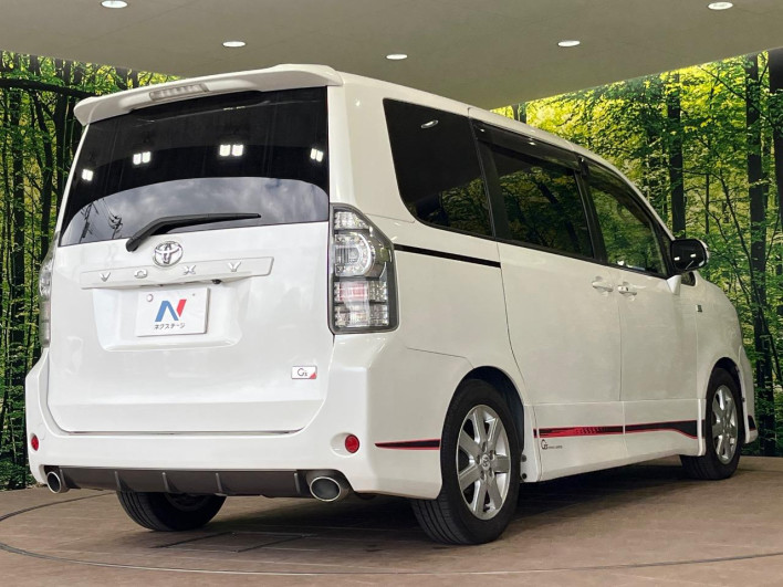2013 Toyota Voxy DBA-ZRR70W (UW-6a1a5614531f4)[8]