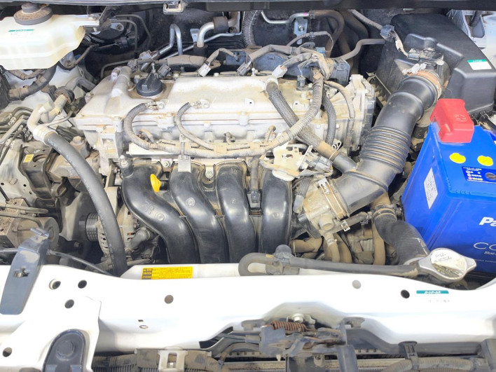 2014 Toyota Noah DBA-ZRR80W (UW-6a1a561578883)[4]
