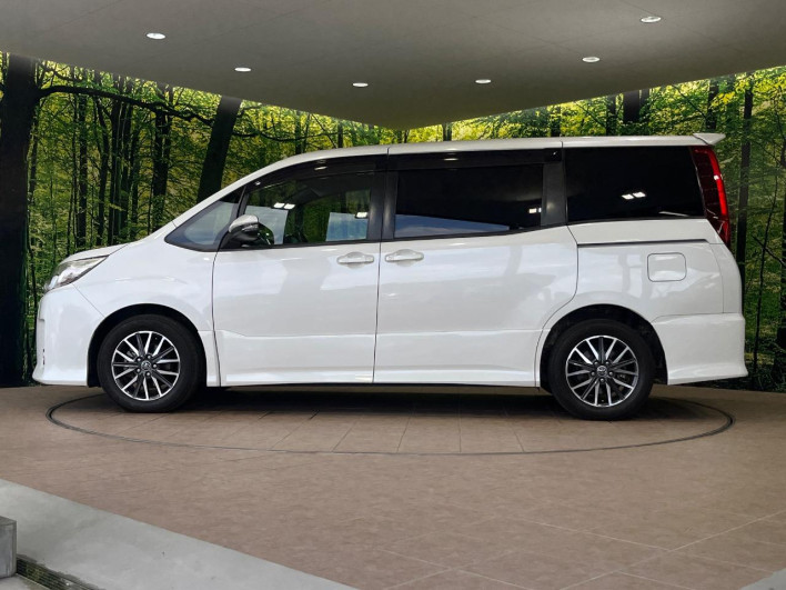 2014 Toyota Noah DBA-ZRR80W (UW-6a1a561578883)[12]