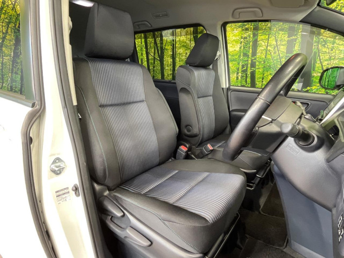 2014 Toyota Noah DBA-ZRR80W (UW-6a1a561578883)[20]