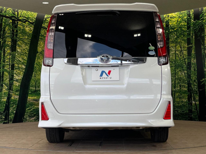 2014 Toyota Noah DBA-ZRR80W (UW-6a1a561578883)[10]