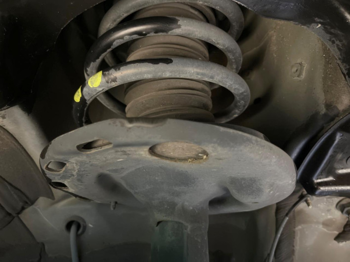 2015 Toyota Voxy DBA-ZRR80W (UW-6a1a5616529f9)[7]
