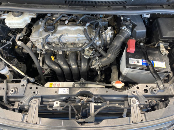 2017 Toyota Noah DBA-ZRR80W (UW-6a1a561809a97)[4]