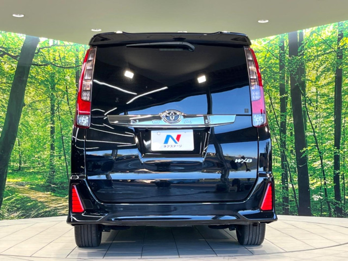 2017 Toyota Noah DBA-ZRR80W (UW-6a1a561809a97)[16]