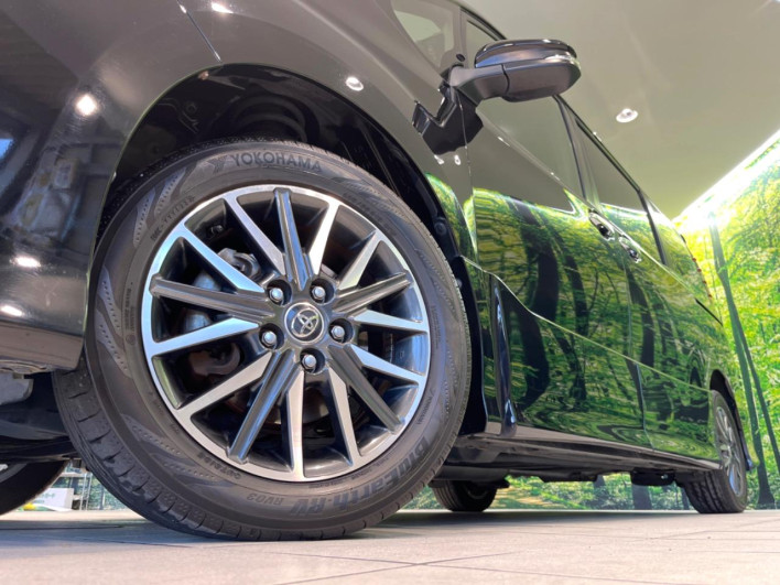 2017 Toyota Noah DBA-ZRR80W (UW-6a1a561809a97)[6]