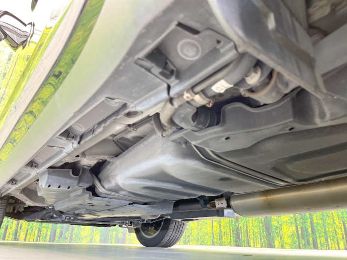 2017 Toyota Harrier DBA-ZSU60W (UW-6a1a5620b62da)[22]