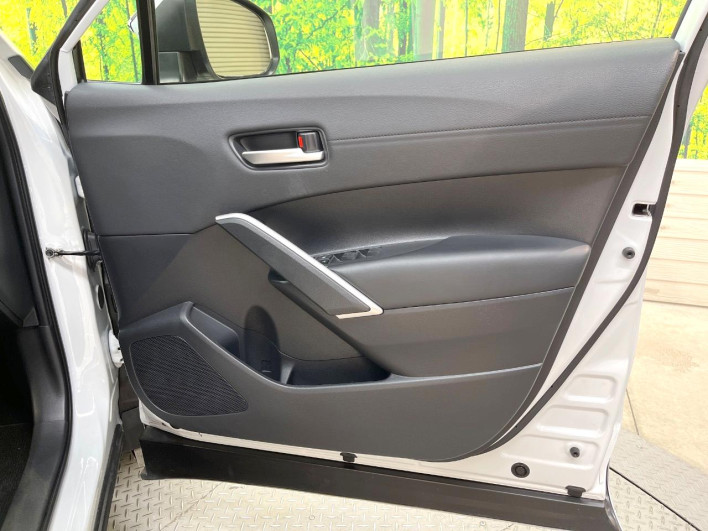 2023 Toyota Corolla Cross 6AA-ZVG11 (UW-6a1a5621601cc)[27]