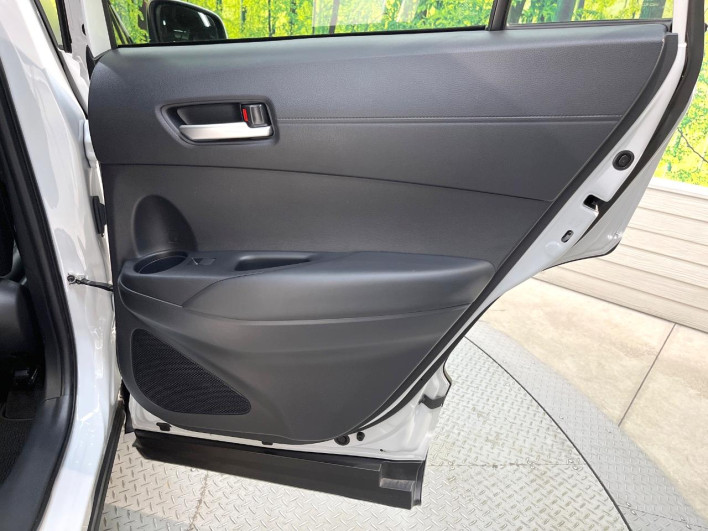 2023 Toyota Corolla Cross 6AA-ZVG11 (UW-6a1a5621601cc)[25]
