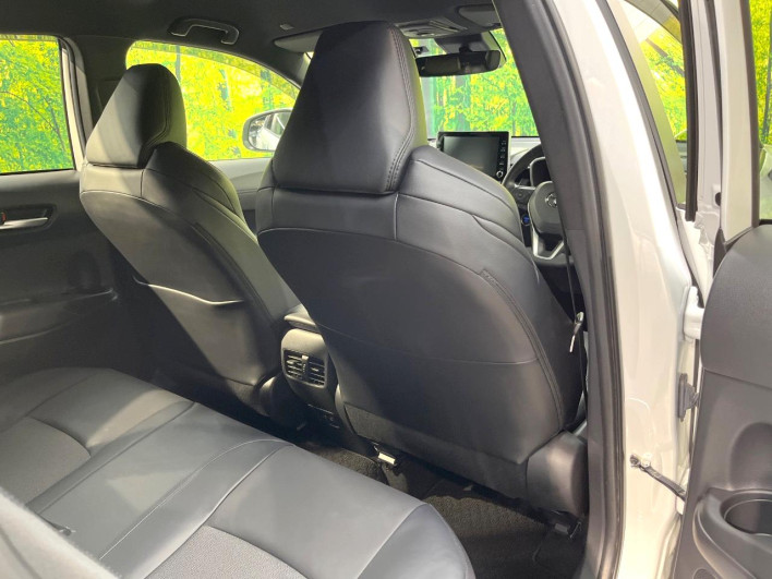 2023 Toyota Corolla Cross 6AA-ZVG11 (UW-6a1a5621601cc)[26]