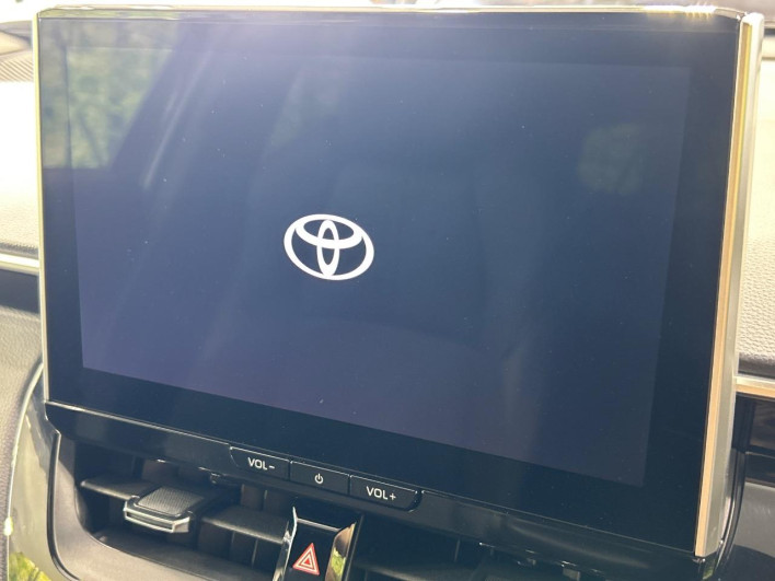 2024 Toyota Corolla Cross 6AA-ZVG13 (UW-6a1a56230b862)[8]