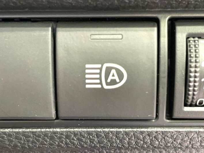 2025 Toyota Corolla Cross 6AA-ZVG13 (UW-6a1a562426b25)[22]