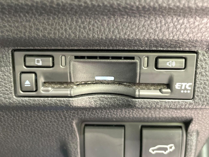 2025 Toyota Corolla Cross 6AA-ZVG13 (UW-6a1a562426b25)[24]