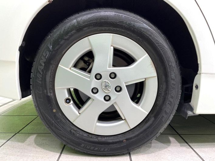 2009 Toyota Prius DAA-ZVW30 (UW-6a1a56265a1fa)[20]