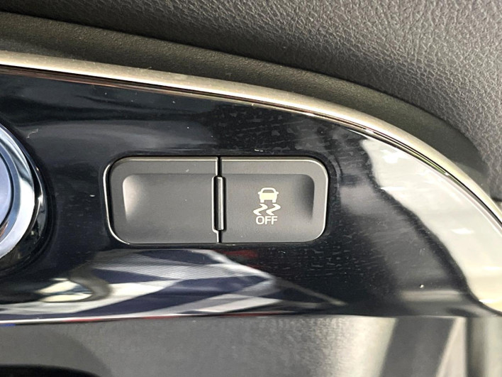 2016 Toyota Prius DAA-ZVW50 (UW-6a1a5628845de)[19]