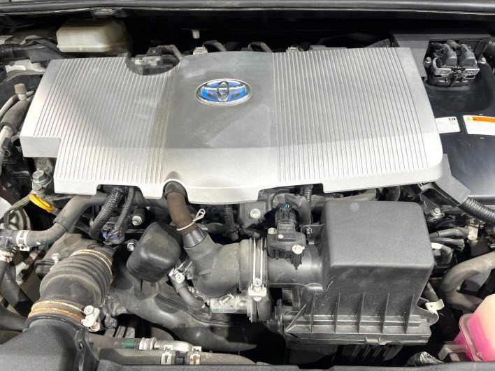 2016 Toyota Prius DAA-ZVW50 (UW-6a1a5628845de)[22]