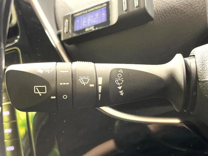 2016 Toyota Prius DAA-ZVW50 (UW-6a1a5628845de)[16]