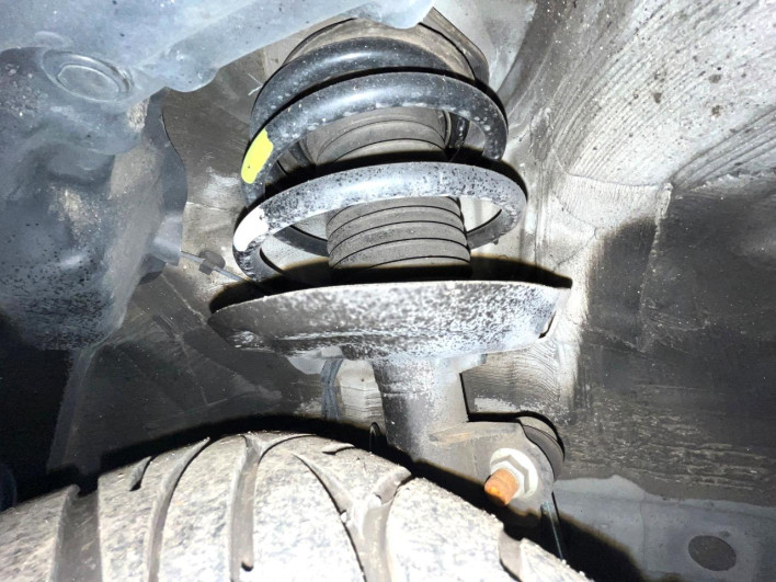 2016 Toyota Prius DAA-ZVW50 (UW-6a1a5628845de)[27]