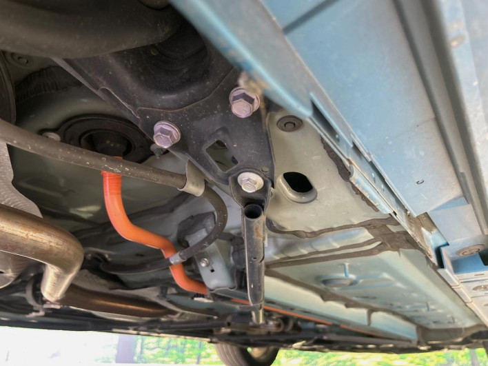 2019 Toyota Prius PHV DLA-ZVW52 (UW-6a1a562fe0174)[28]