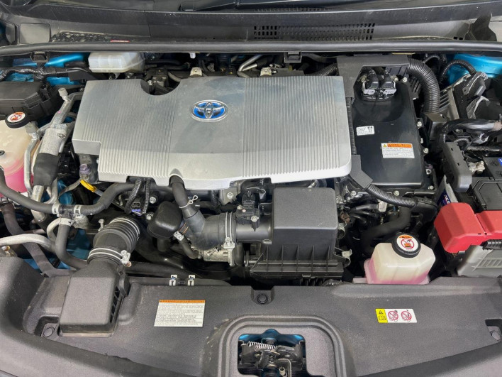 2019 Toyota Prius PHV DLA-ZVW52 (UW-6a1a562fe0174)[4]