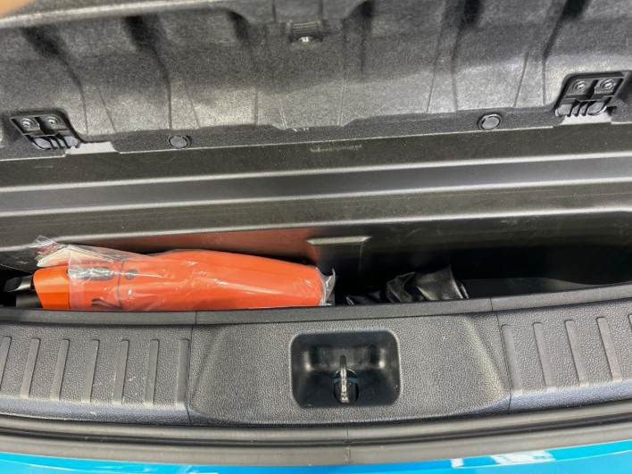 2019 Toyota Prius PHV DLA-ZVW52 (UW-6a1a562fe0174)[24]