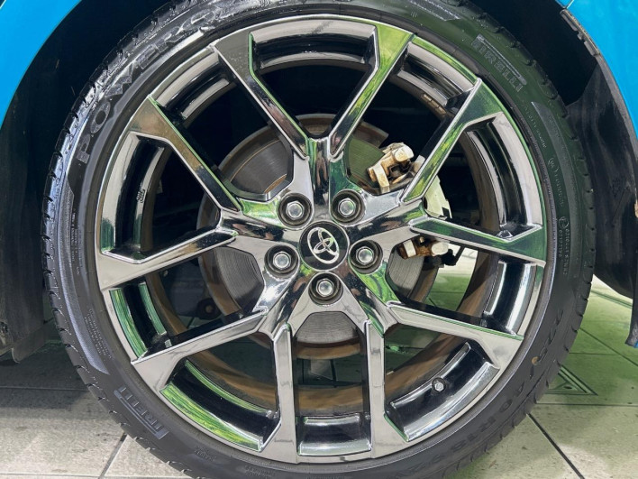 2019 Toyota Prius PHV DLA-ZVW52 (UW-6a1a562fe0174)[13]