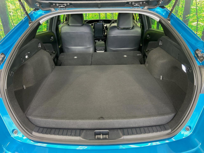 2019 Toyota Prius PHV DLA-ZVW52 (UW-6a1a562fe0174)[23]