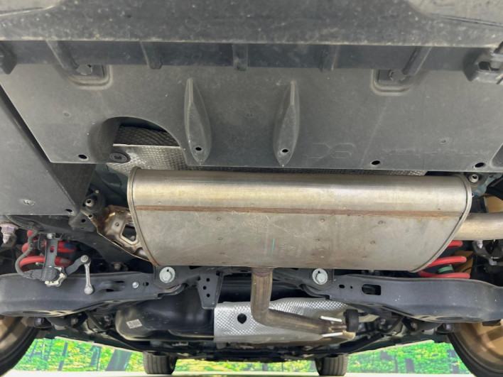 2019 Toyota Prius PHV DLA-ZVW52 (UW-6a1a562fe0174)[26]