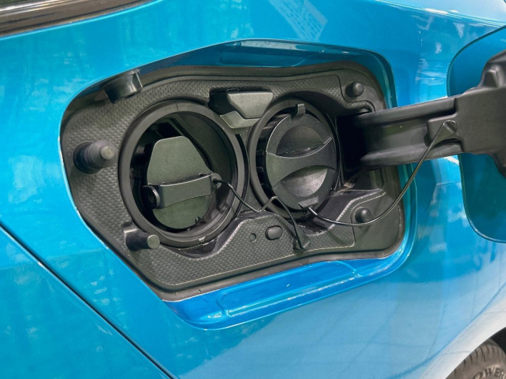 2019 Toyota Prius PHV DLA-ZVW52 (UW-6a1a562fe0174)[9]