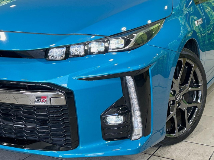2019 Toyota Prius PHV DLA-ZVW52 (UW-6a1a562fe0174)[5]