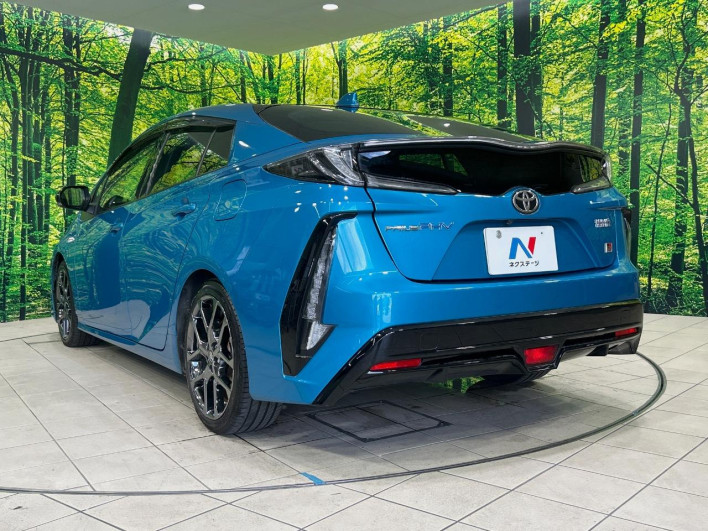 2019 Toyota Prius PHV DLA-ZVW52 (UW-6a1a562fe0174)[19]